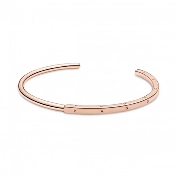 Pandora  - Signature I-D nyitott karperec - 589493C00