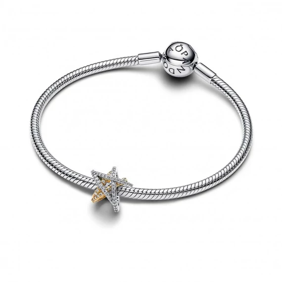 Pandora  - Szikrázó összefonódó csillag charm - 763590C01