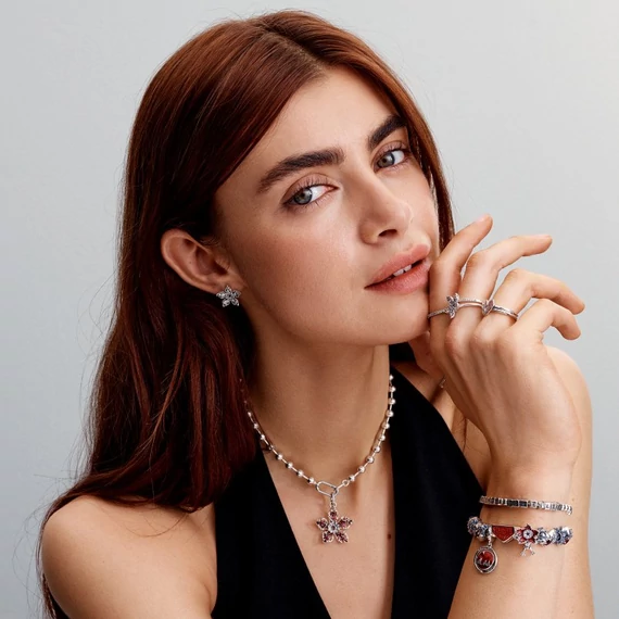 Pandora  - Stranger Things foszforeszkáló szív charm - 793565C01