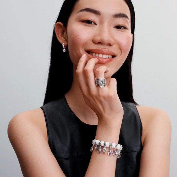 Pandora  - Forgó körhinta függő charm - 793586C01