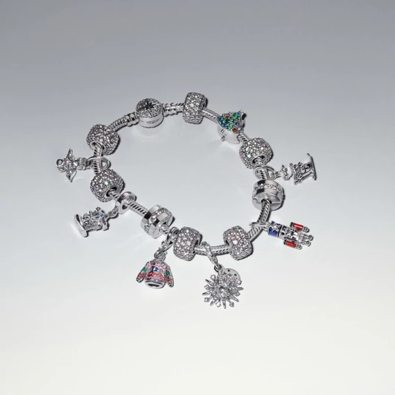 Pandora  - Szikrázó angyal függő charm - 793598C01