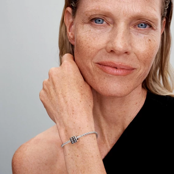 Pandora  - Szerencsekocka charm - 793581C01