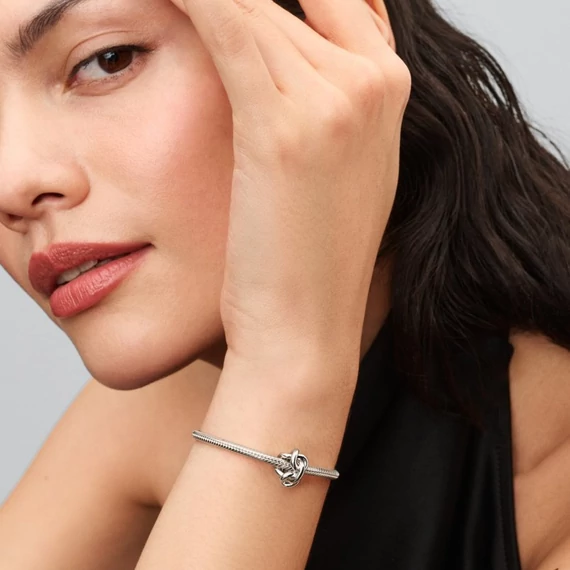 Pandora  - Végtelen csomó charm - 793755C00