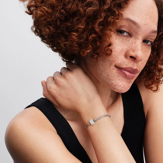 Pandora  - Opálfényű charm - 794245C01