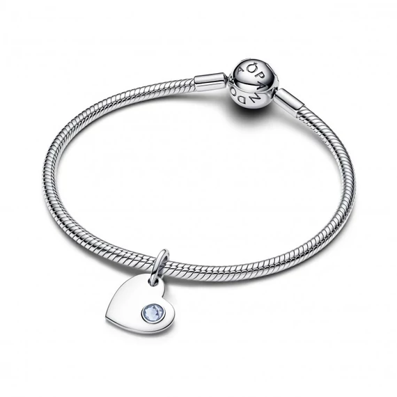 Pandora  - Gravírozható szív tengerkék köves charm - 794295C03