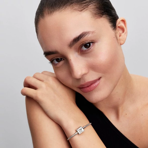 Pandora  - Disney Hercegnők mesekönyv Moments karkötő - 564379C01-18