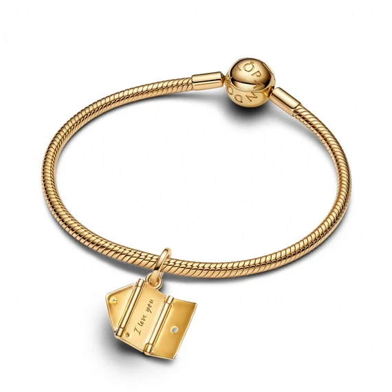 Pandora  - Gravírozható és kinyitható boríték függő charm - 764421C01