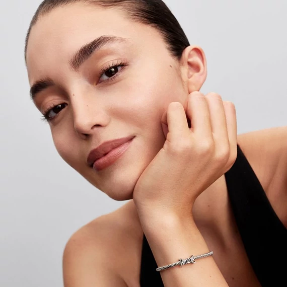 Pandora  -  Amore felirat charm - 794434C00