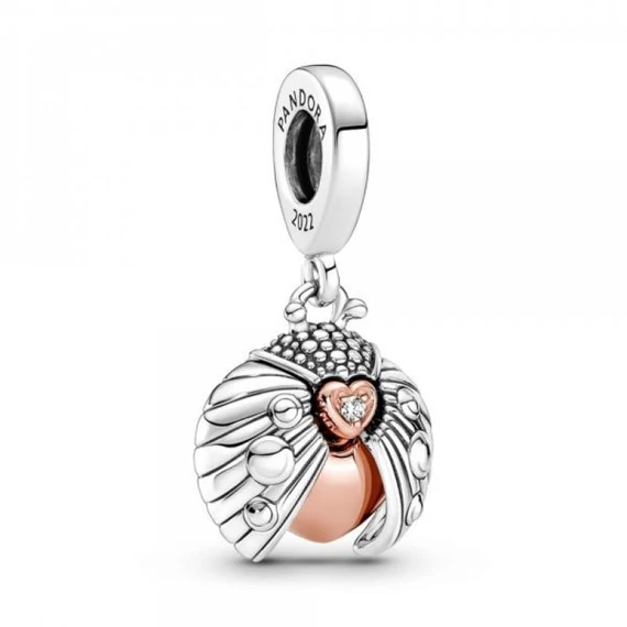 Pandora  - Pandora Club 2022 katicabogár és szív függő charm - 780072C01