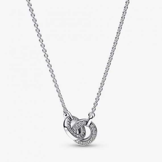 Pandora  - Signature összefonódó pavé medálos nyaklánc - 392736C01-45