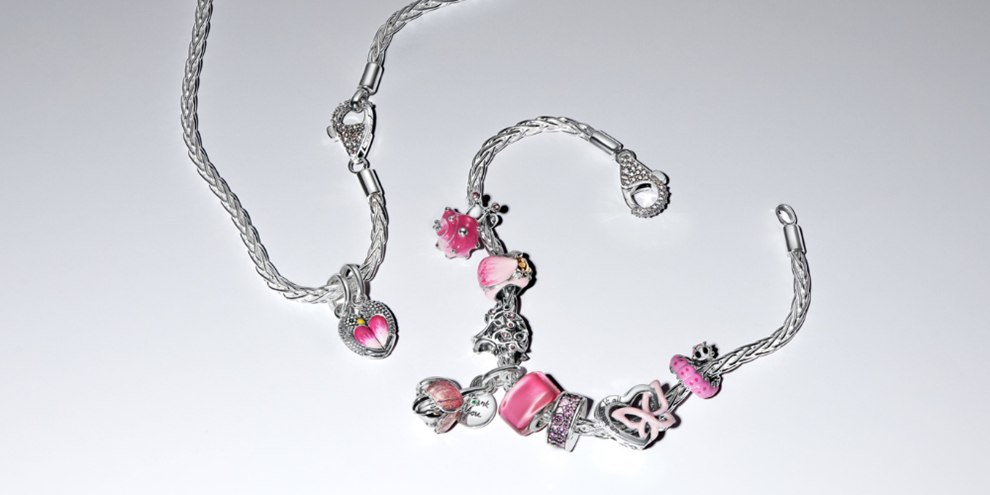 Pandora virágos charmok